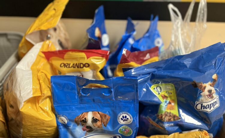 Zbiórka karmy dla Tarnowskiego Azylu